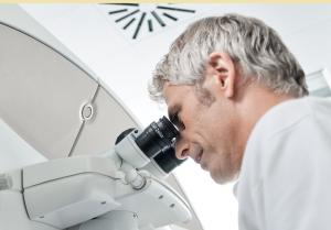 老花症狀老花雷射費用老花眼可以雷射嗎